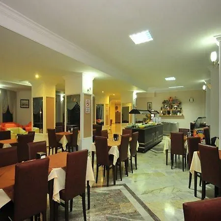 Adler 호텔 말마리스