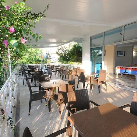 Adler 2* 말마리스